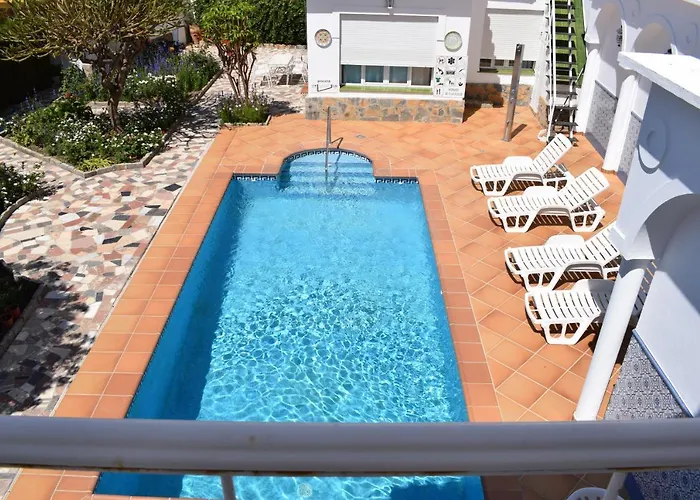El Jardin Benerja *